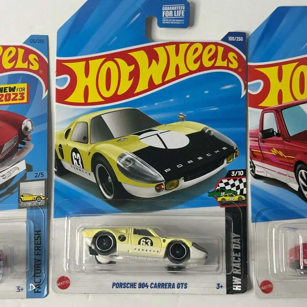 Lot of 11 Hot Wheels Die-Cast Toy Cars Assorted Collection